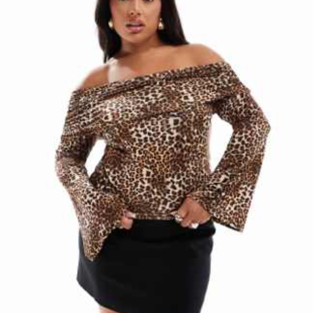 NWT Leopard Print Off-Shoulder Top